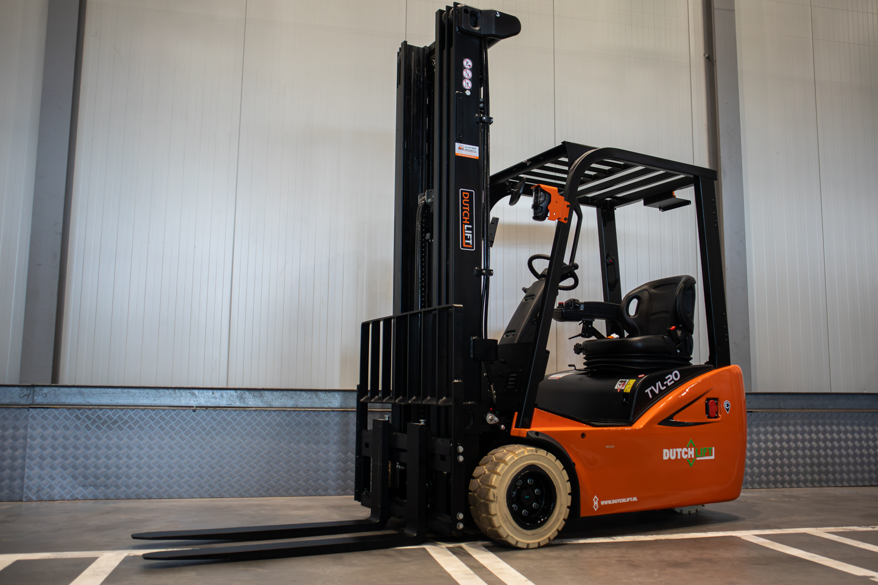 Dutchlift TVL 202-3