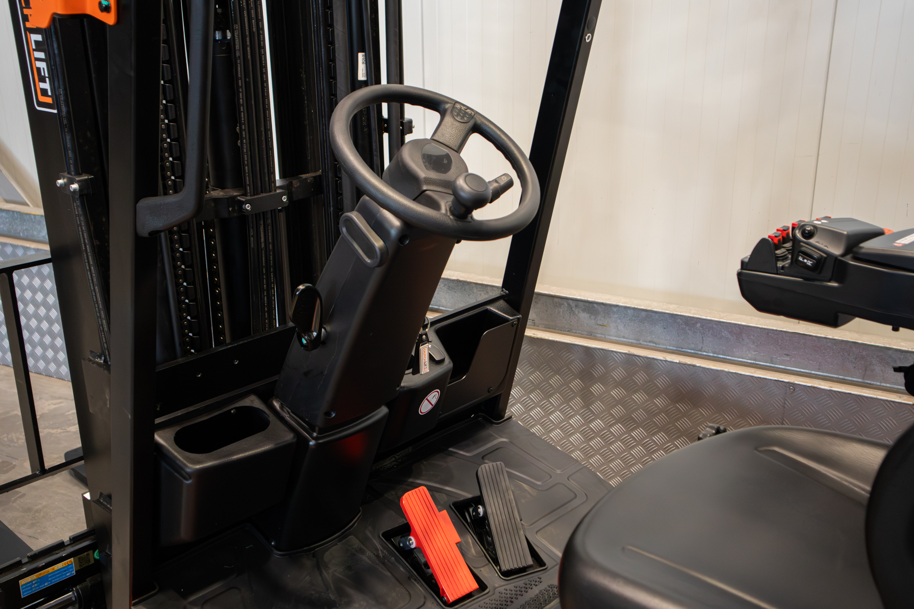 Dutchlift TVL 202-4
