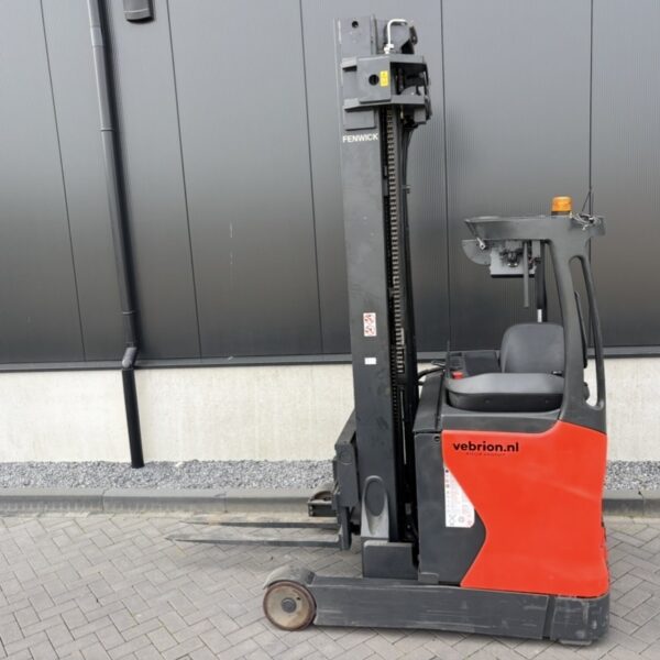 Linde R16HD-01; elektrische reachtruck
