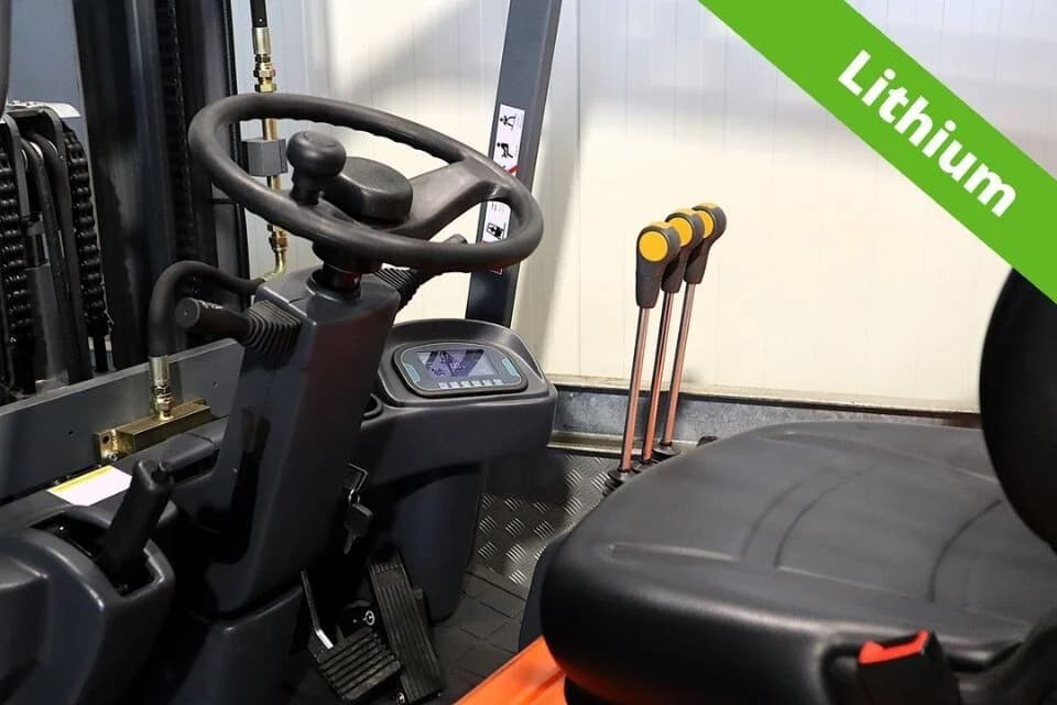 Vebrion altijd vooruit betrouwbare machine heftruck hoogwerker pompwagen stapelaar Dutchlift CPD 16-Li 4