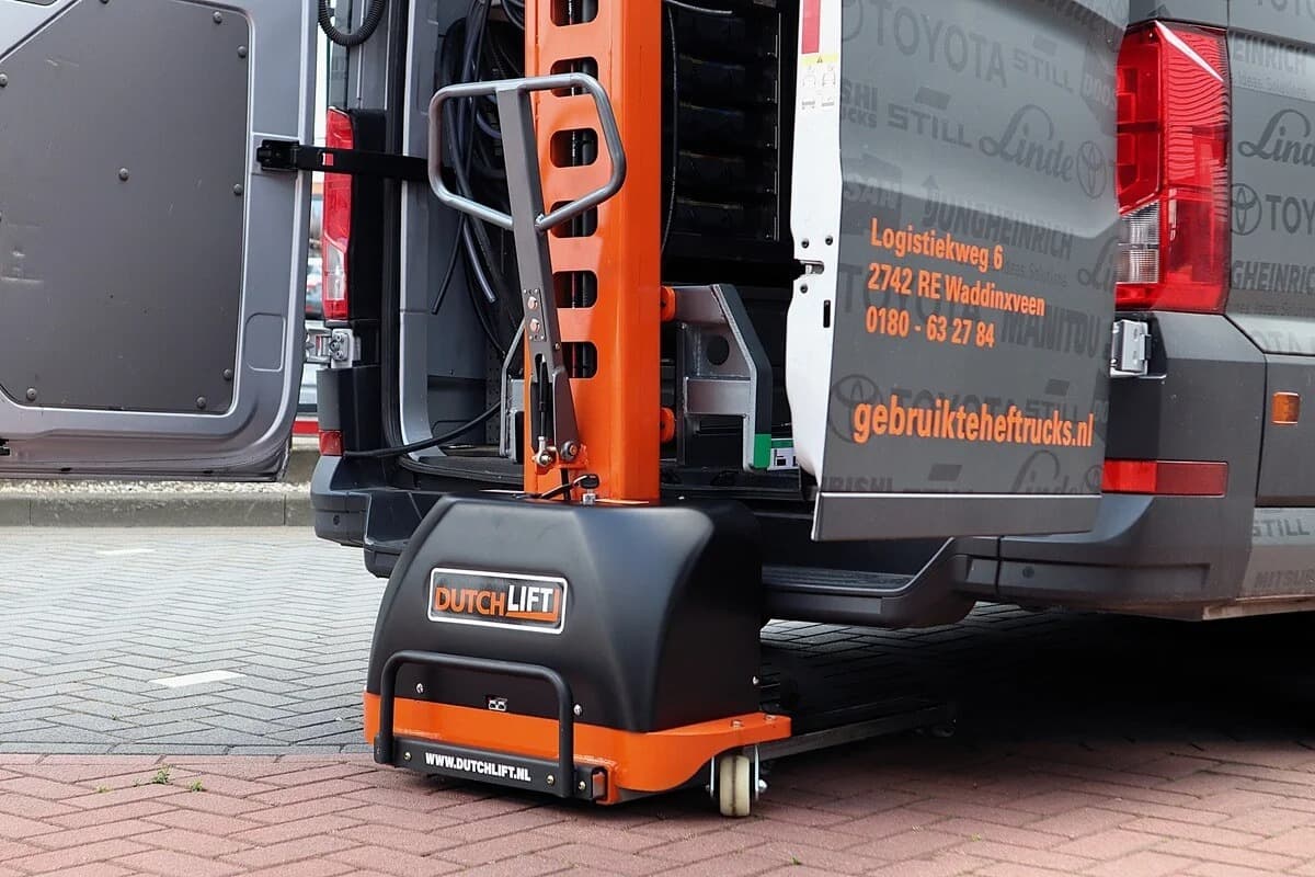 Vebrion altijd vooruit betrouwbare machine heftruck hoogwerker pompwagen stapelaar Dutchlift DL VANGO 500 1