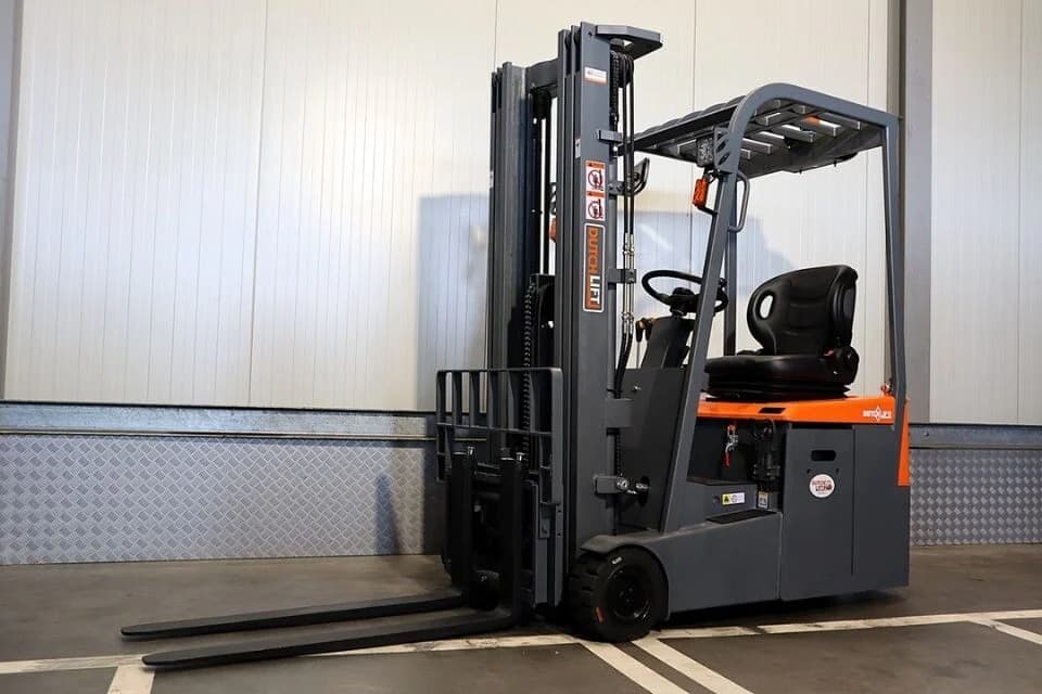 Vebrion altijd vooruit betrouwbare machine heftruck hoogwerker pompwagen stapelaar Dutchlift DLC 15 1