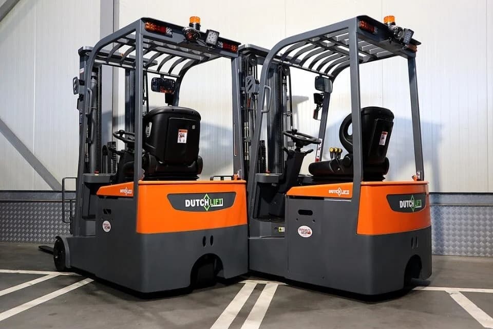 Vebrion altijd vooruit betrouwbare machine heftruck hoogwerker pompwagen stapelaar Dutchlift DLC 15 4