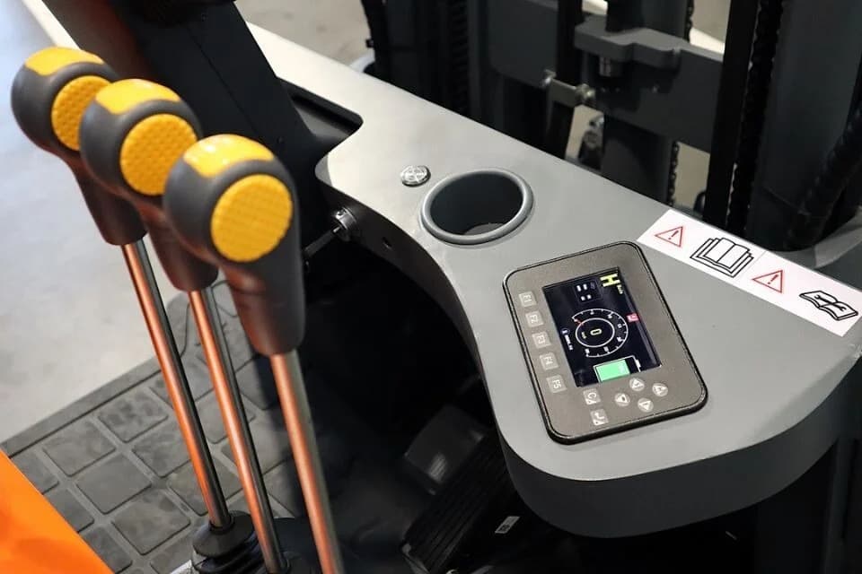 Vebrion altijd vooruit betrouwbare machine heftruck hoogwerker pompwagen stapelaar Dutchlift DLC 15 6