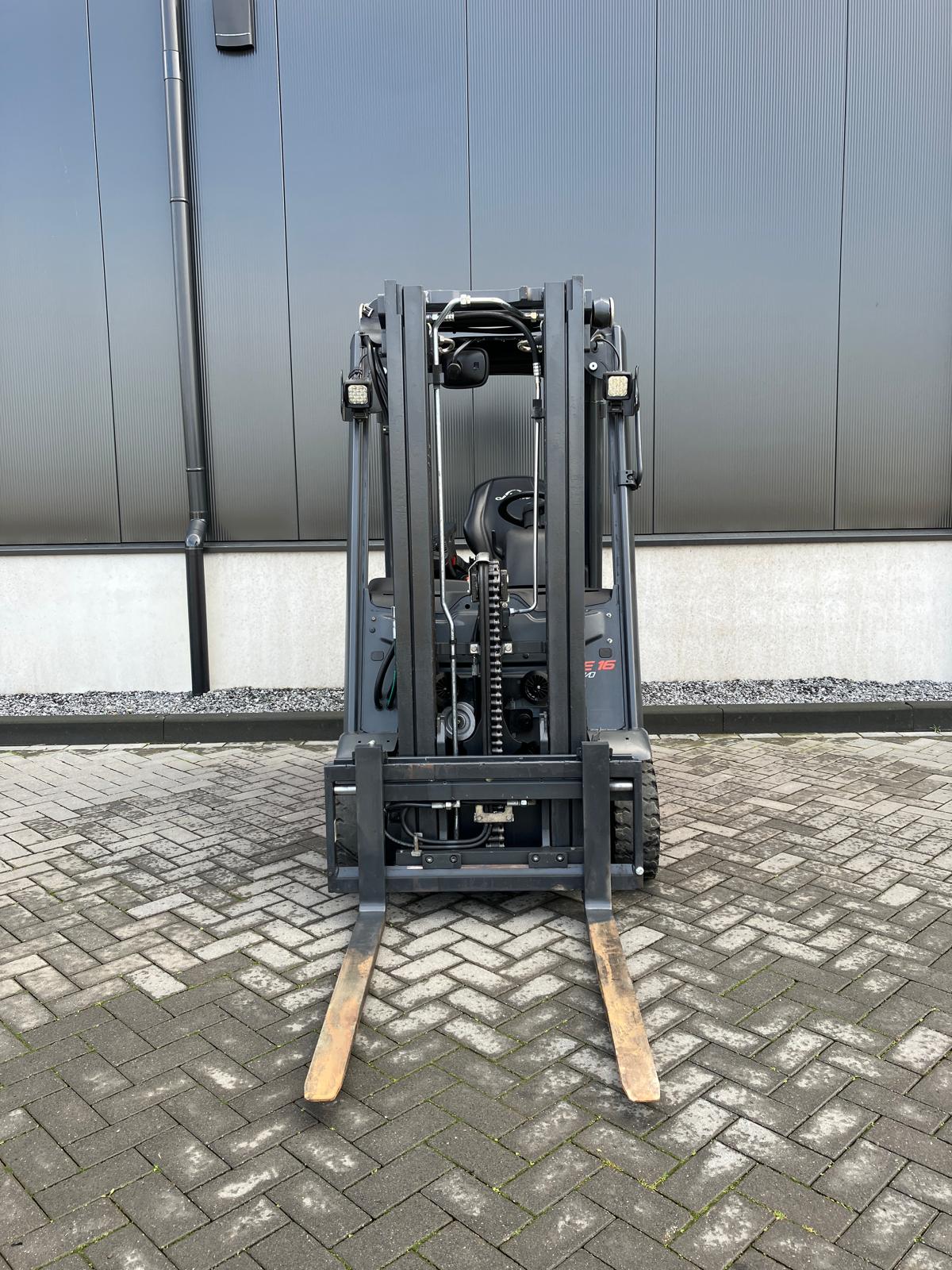 WhatsApp Image 2025-10-28 at 13.18.40 (1)