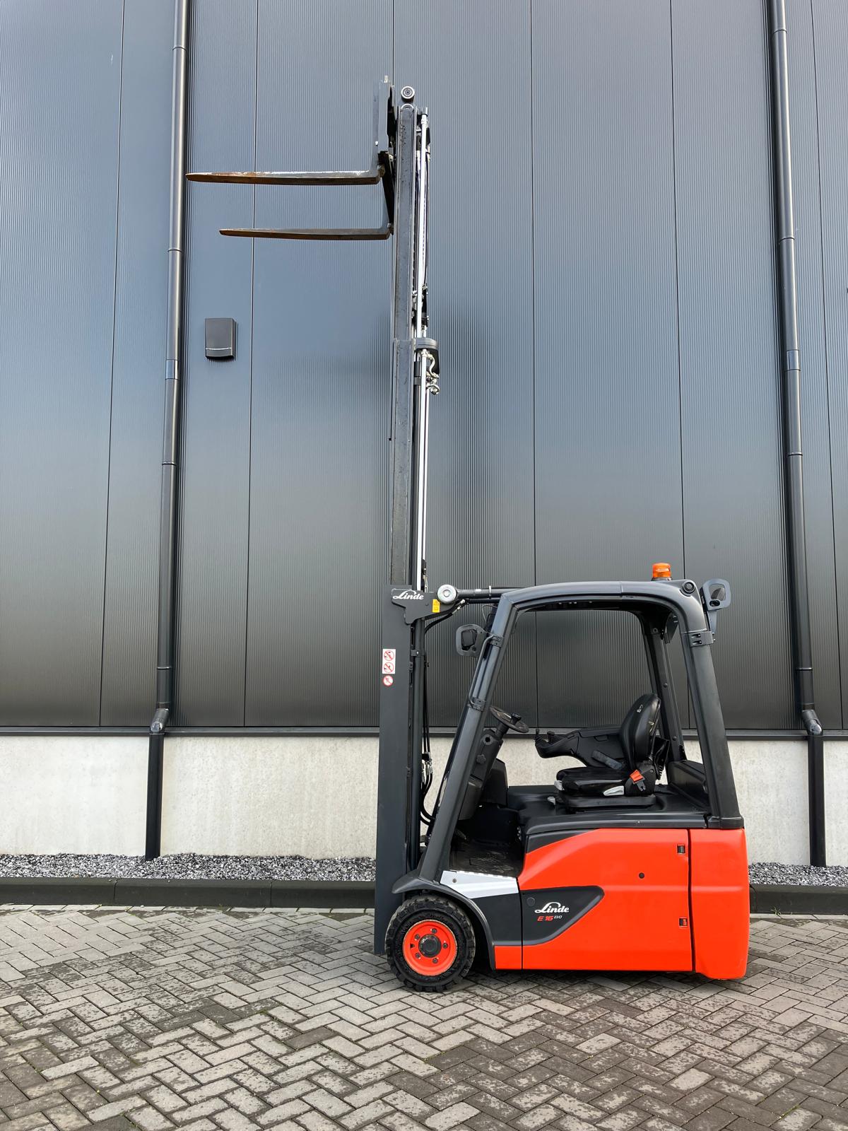 WhatsApp Image 2025-10-28 at 13.18.40